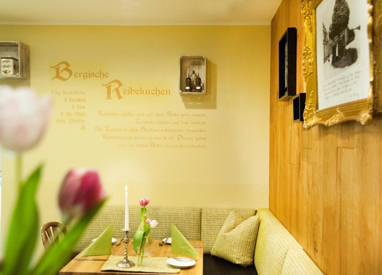 Landhotel Napoleon Wipperfurth Ngoại thất bức ảnh