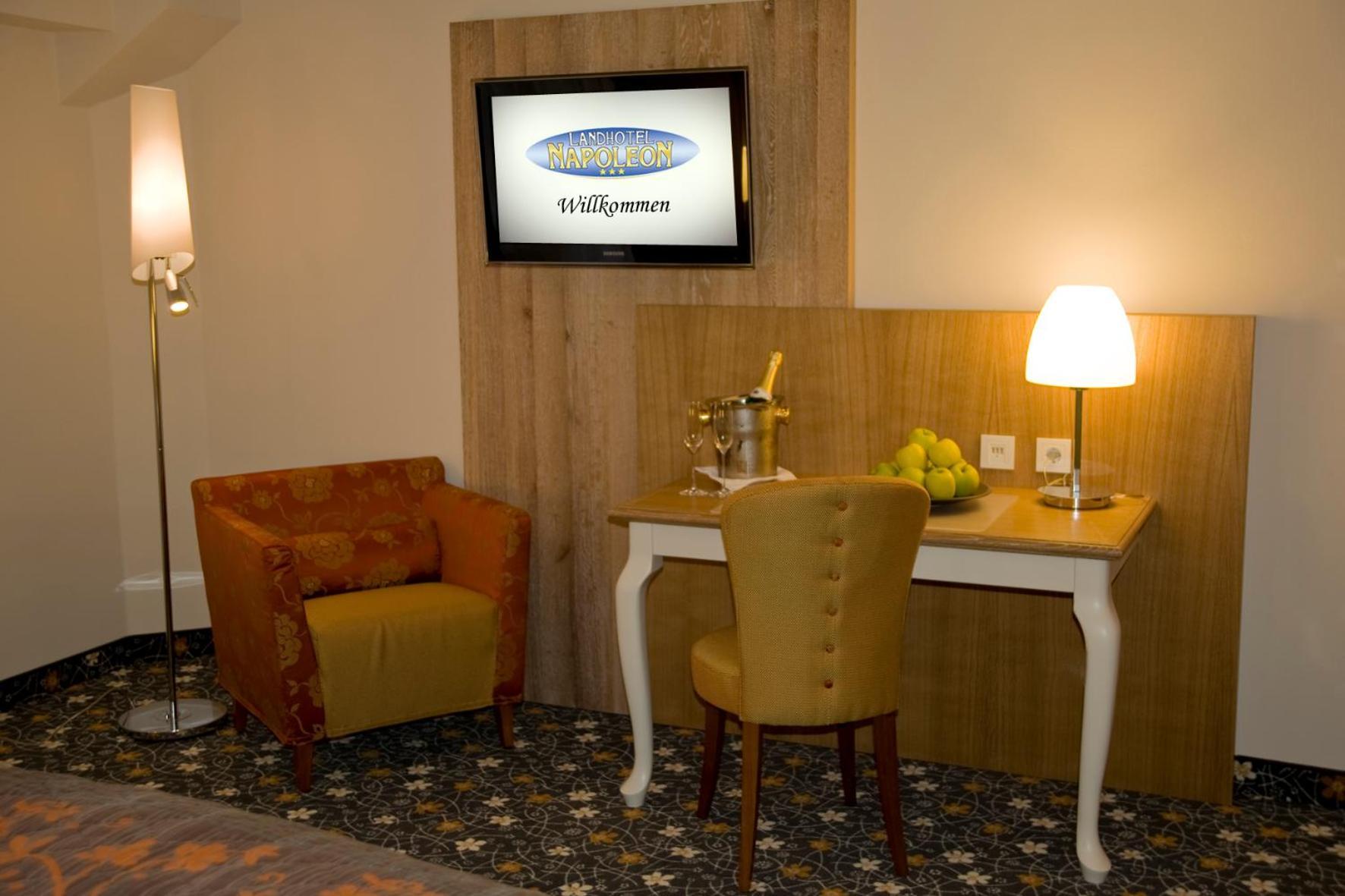 Landhotel Napoleon Wipperfurth Ngoại thất bức ảnh